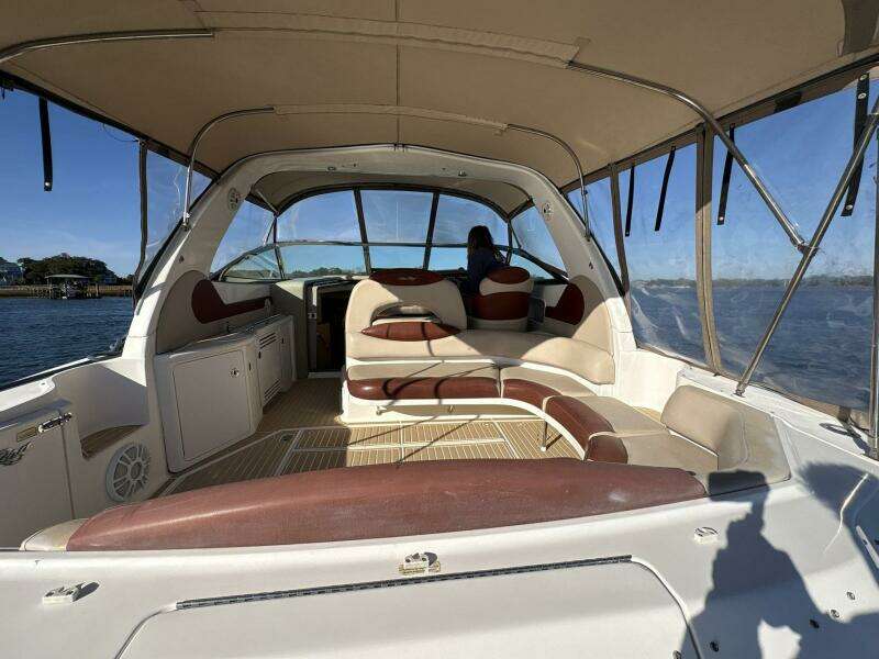 38ft Sea Ray Yacht For Sale