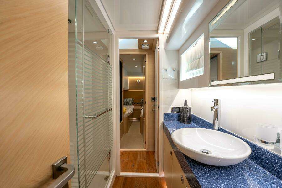 Sea Dreamz 52ft Horizon Yacht For Sale