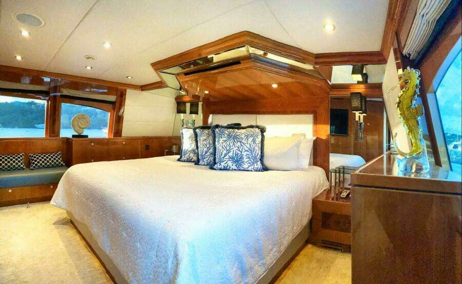 CYNDERELLA 101ft Hargrave Yacht For Sale