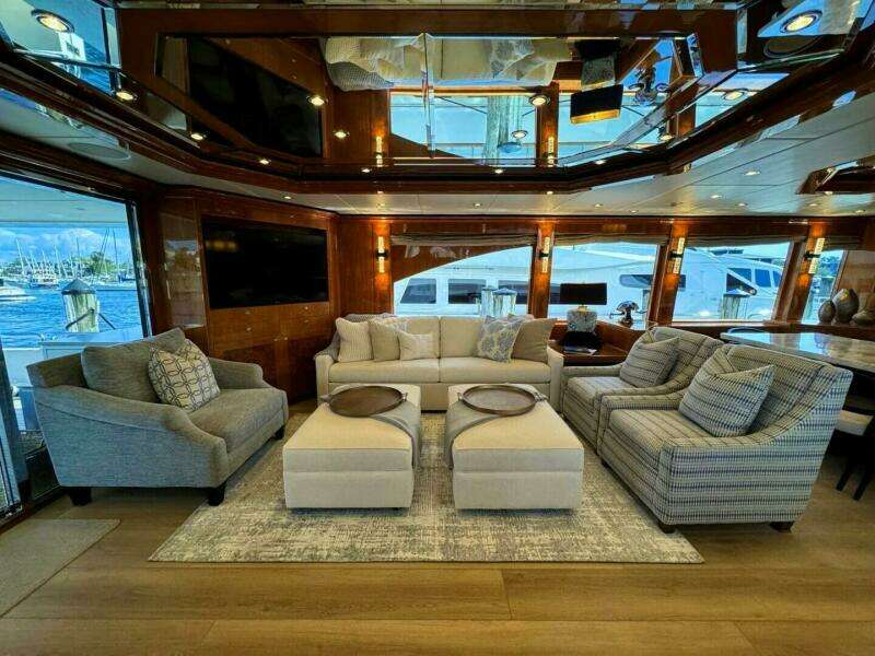 CYNDERELLA 101ft Hargrave Yacht For Sale
