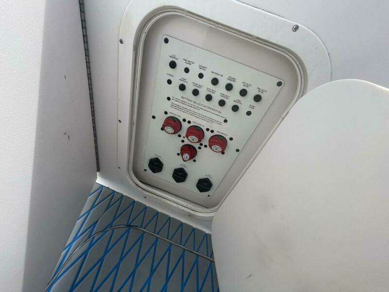 29ft Chaparral Yacht For Sale