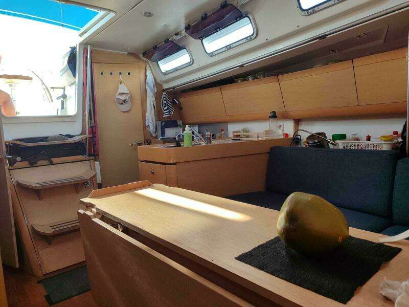 Adventure  40ft Beneteau Yacht For Sale
