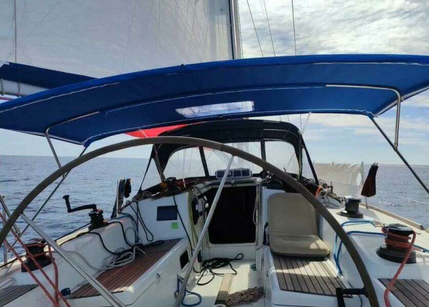 Adventure  40ft Beneteau Yacht For Sale