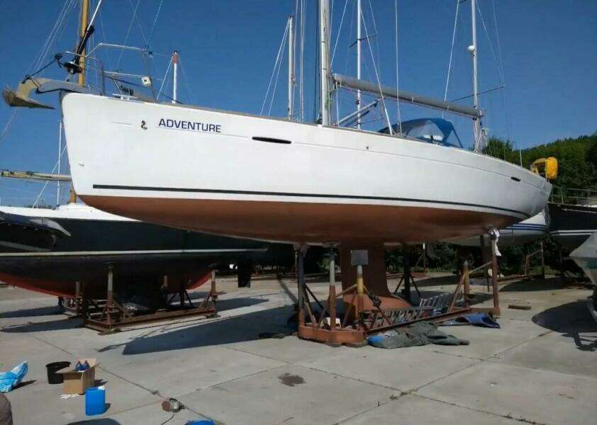 Adventure  40ft Beneteau Yacht For Sale