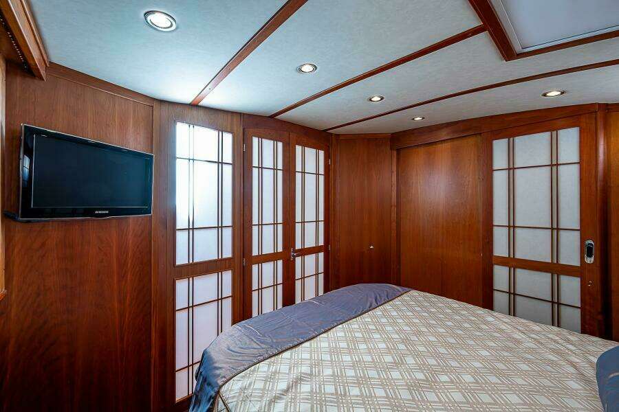 The Captain and the Kid 48ft Sabre Yacht For Sale