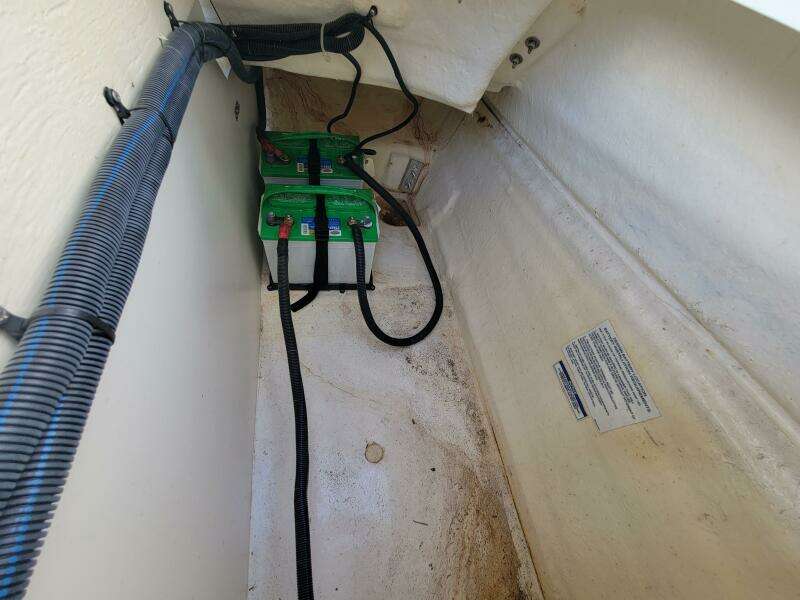 22ft Bayliner Yacht For Sale