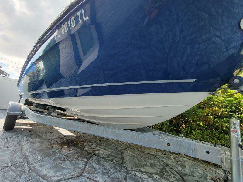 22ft Bayliner Yacht For Sale