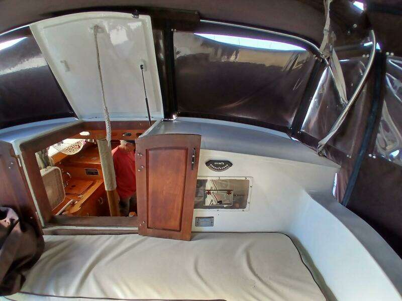 Donna Lee 41ft Islander Yacht For Sale