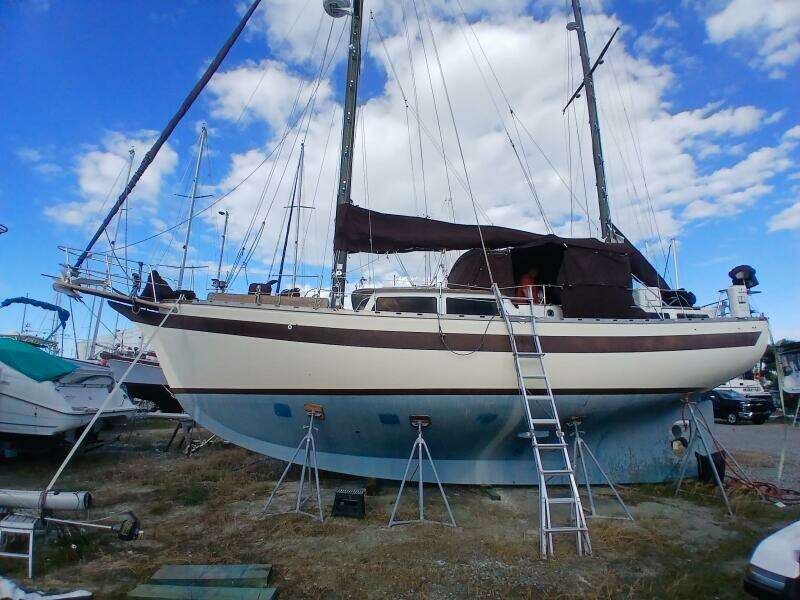 Donna Lee 41ft Islander Yacht For Sale