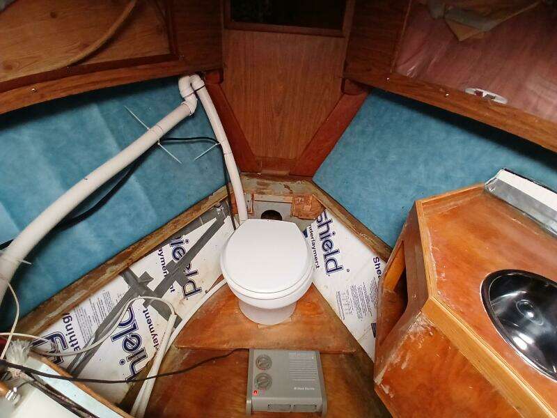 Donna Lee 41ft Islander Yacht For Sale