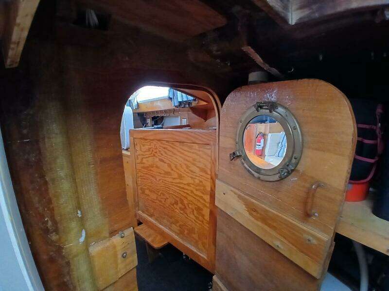 Donna Lee 41ft Islander Yacht For Sale