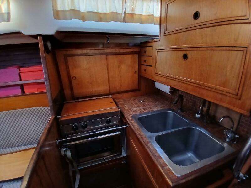 Indigo 38ft Wauquiez Yacht For Sale