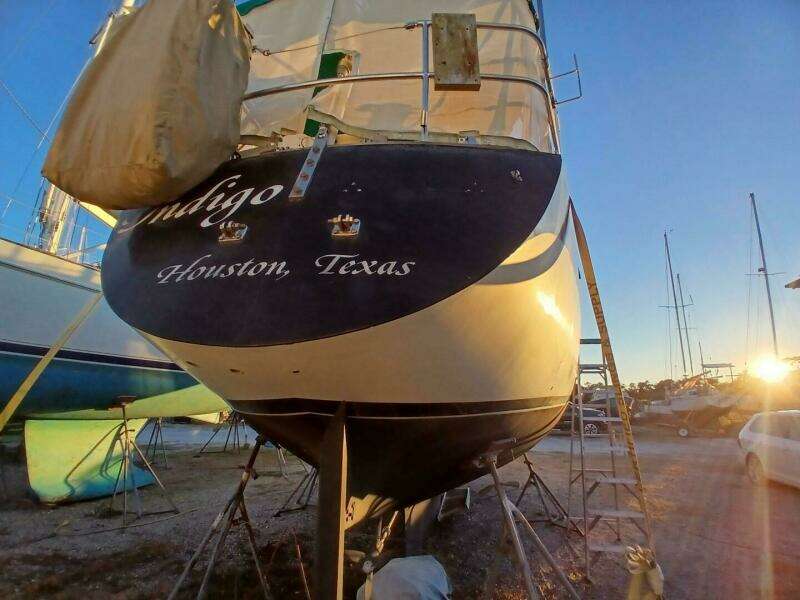 Indigo 38ft Wauquiez Yacht For Sale