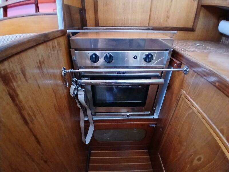 Indigo 38ft Wauquiez Yacht For Sale