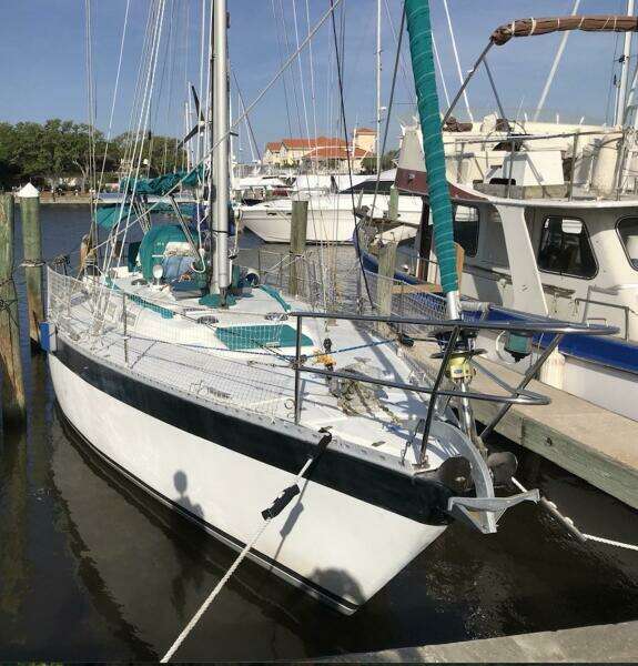 Indigo 38ft Wauquiez Yacht For Sale