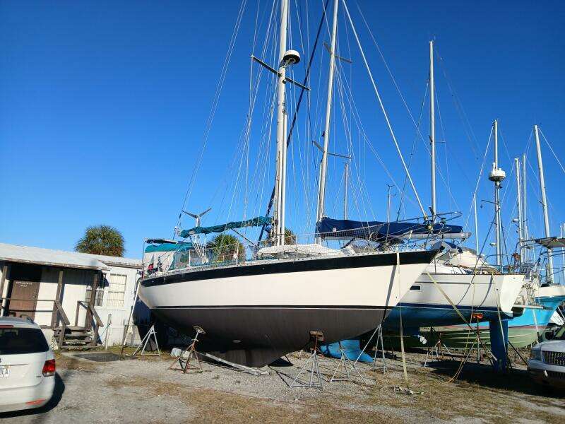 Indigo 38ft Wauquiez Yacht For Sale