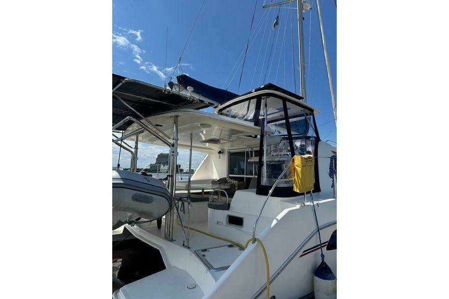 39ft Leopard Yacht For Sale