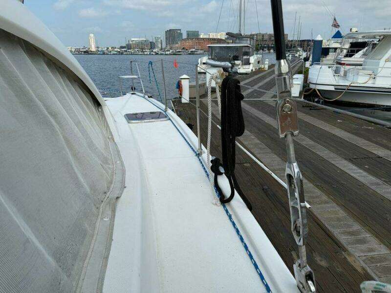 39ft Leopard Yacht For Sale