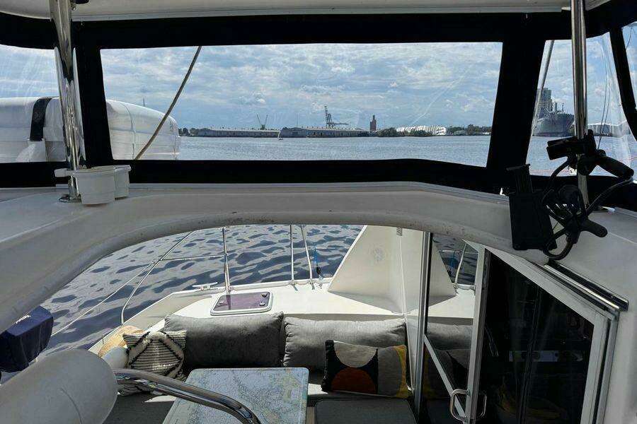 39ft Leopard Yacht For Sale