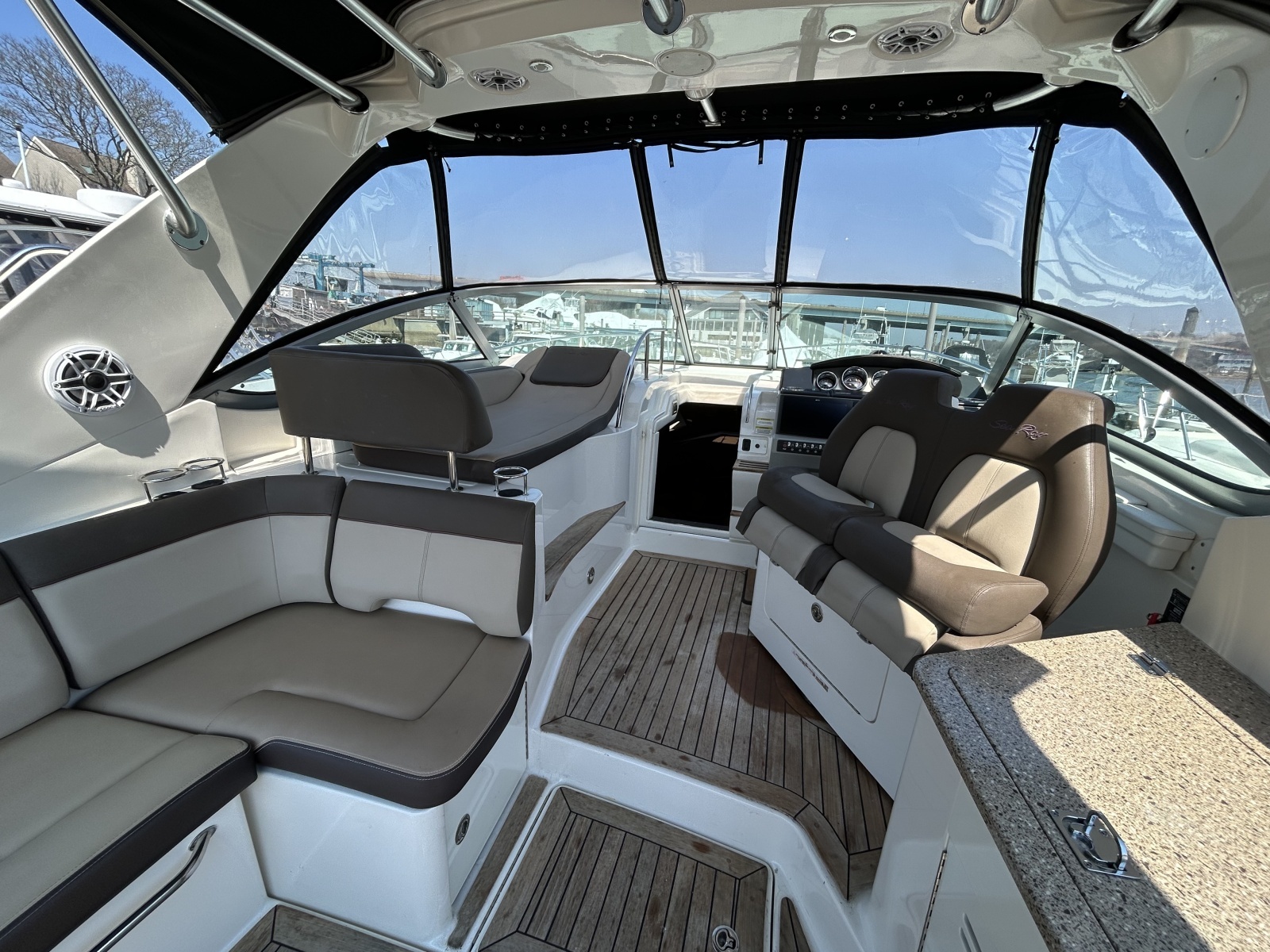 35ft Sea Ray Yacht For Sale