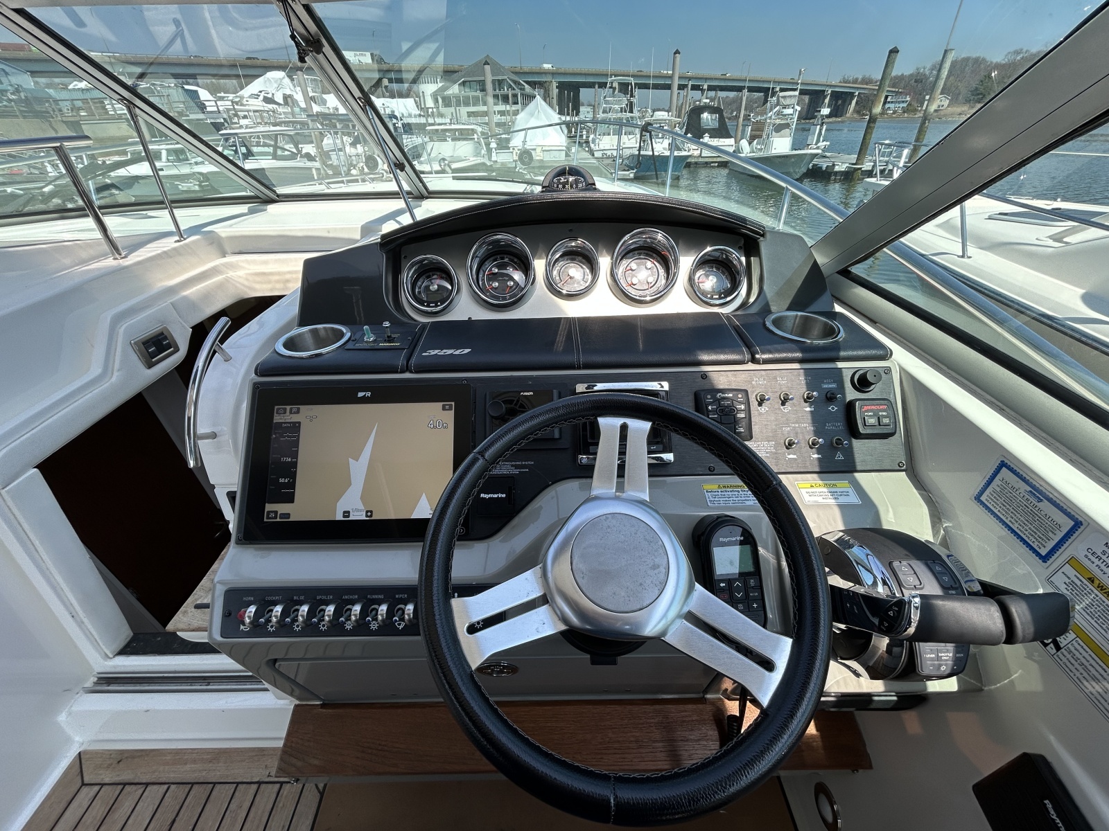 35ft Sea Ray Yacht For Sale