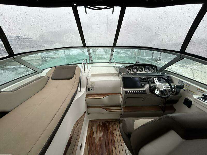 35ft Sea Ray Yacht For Sale