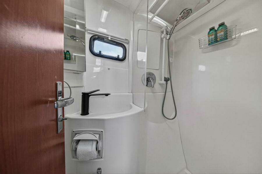 38ft Leopard Yacht For Sale