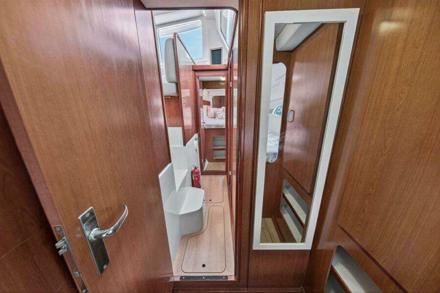 38ft Leopard Yacht For Sale