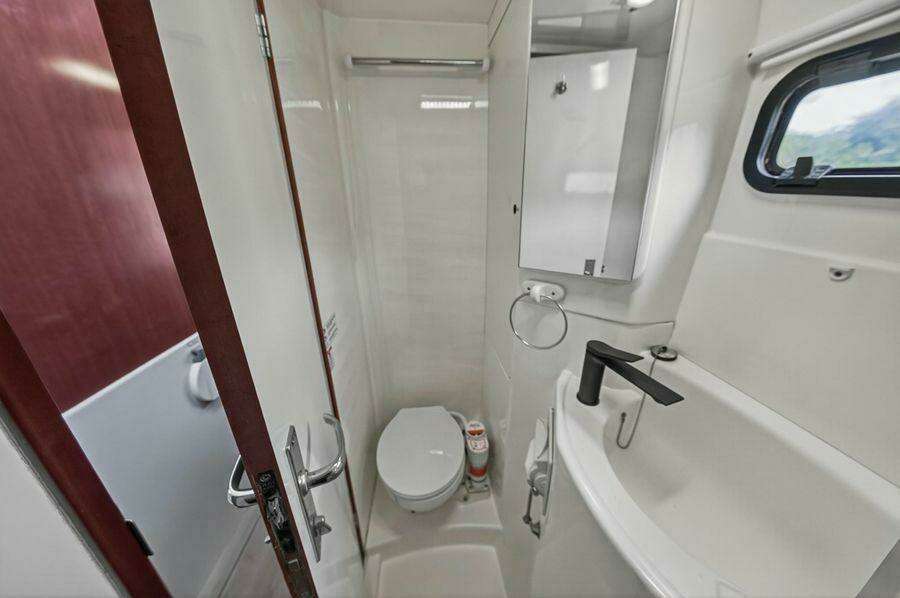 38ft Leopard Yacht For Sale