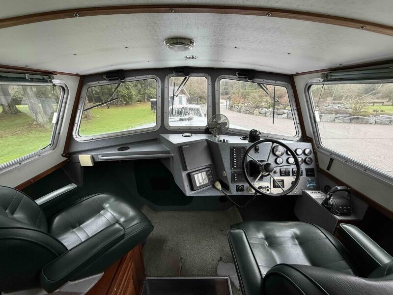 25' 1998 Coastal Craft CC25V22