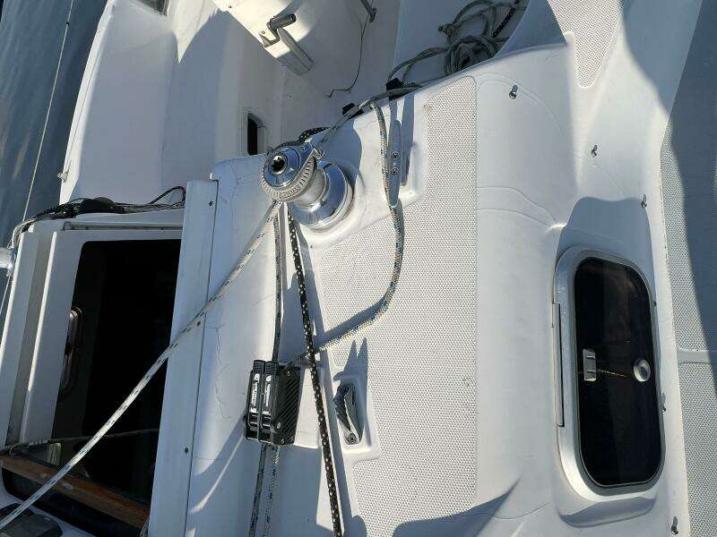 Hazyblur 28ft Hunter Yacht For Sale