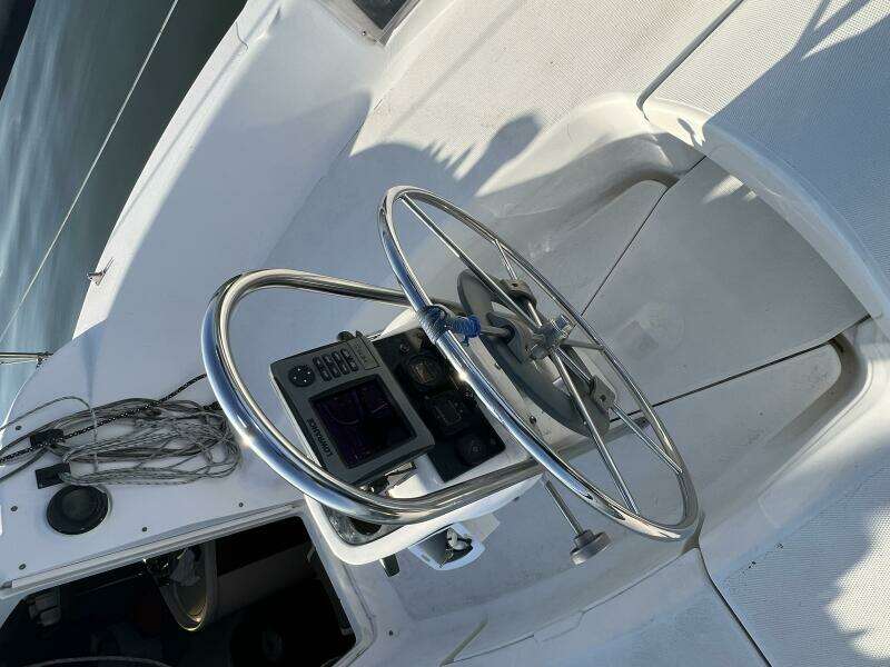 Hazyblur 28ft Hunter Yacht For Sale