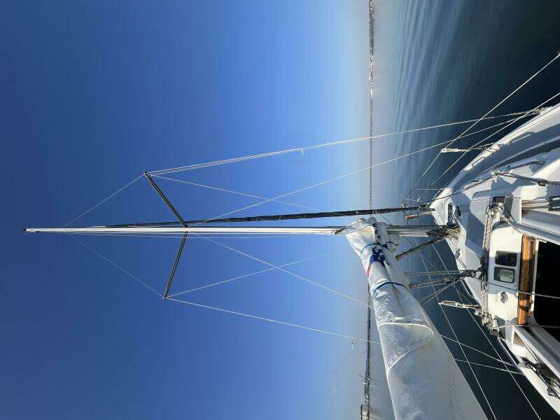 Hazyblur 28ft Hunter Yacht For Sale
