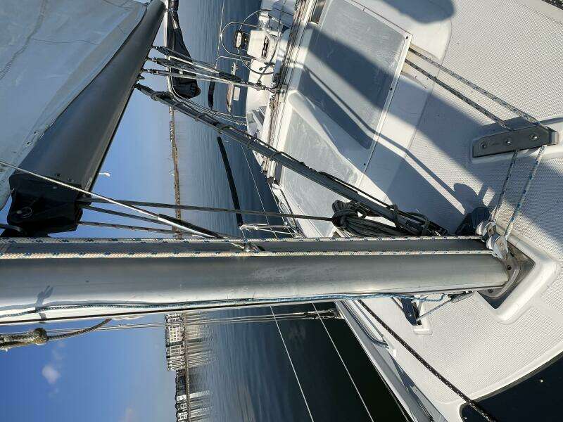 Hazyblur 28ft Hunter Yacht For Sale