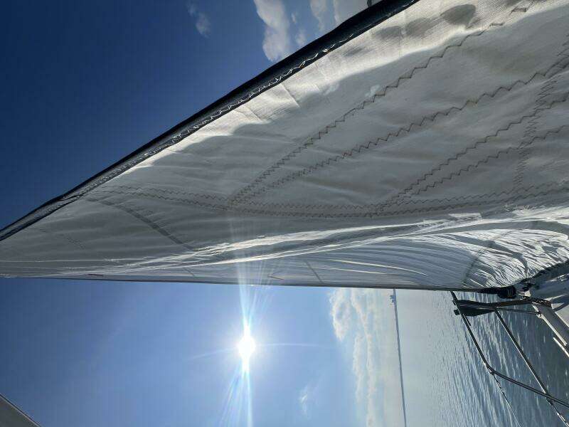 Hazyblur 28ft Hunter Yacht For Sale