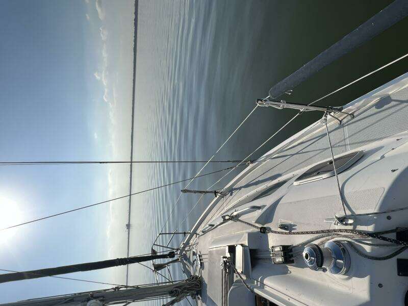 Hazyblur 28ft Hunter Yacht For Sale