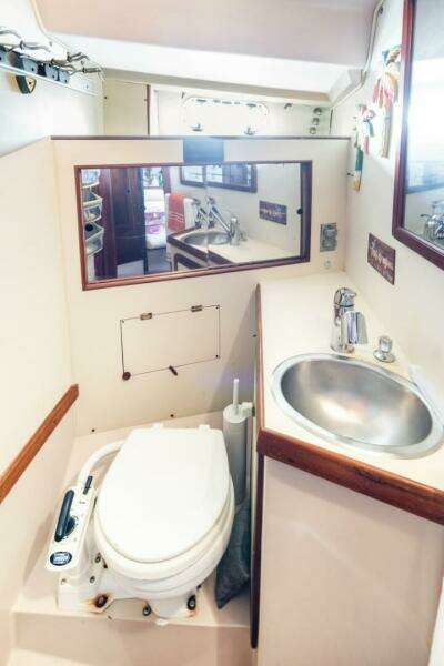 One Love 41ft Morgan Yacht For Sale