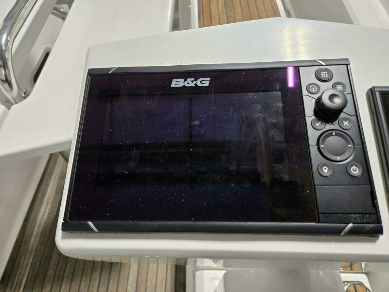 MAHALO 30ft Beneteau Yacht For Sale