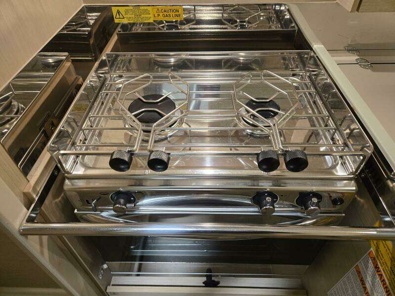 MAHALO 30ft Beneteau Yacht For Sale