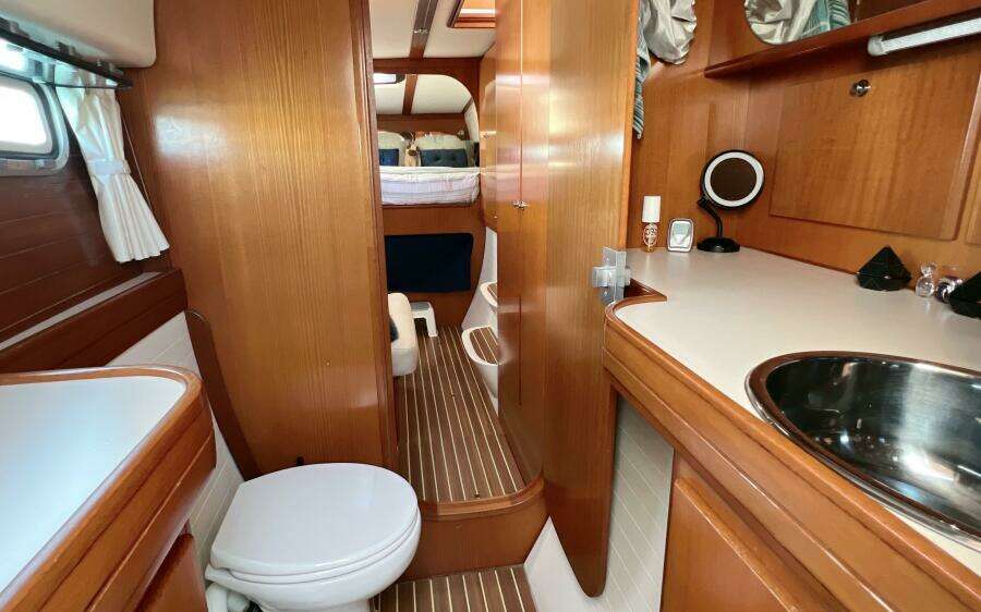 Tonic 39ft Nautitech Yacht For Sale