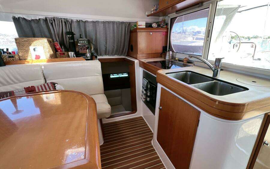 Tonic 39ft Nautitech Yacht For Sale