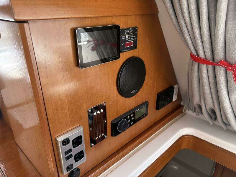 Tonic 39ft Nautitech Yacht For Sale