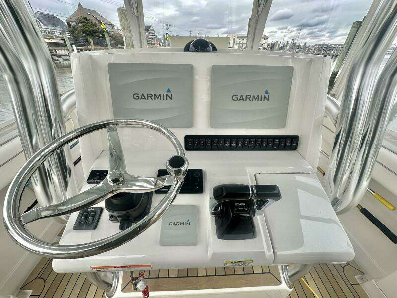 Warden Pass Too 30ft Jupiter Yacht For Sale