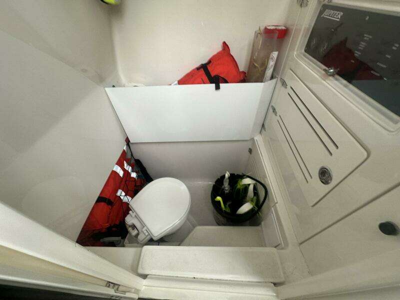 Warden Pass Too 30ft Jupiter Yacht For Sale