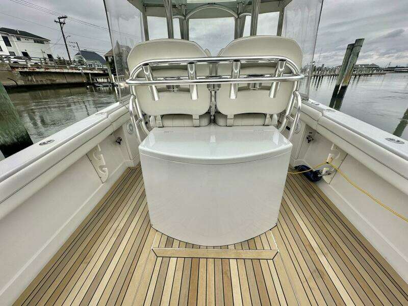 Warden Pass Too 30ft Jupiter Yacht For Sale