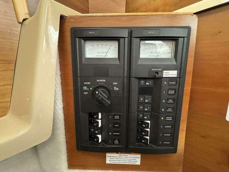 28ft Cutwater Yacht For Sale