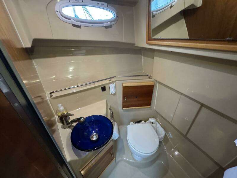 28ft Cutwater Yacht For Sale