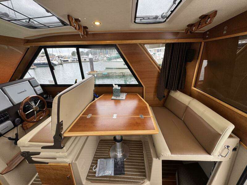 28ft Cutwater Yacht For Sale