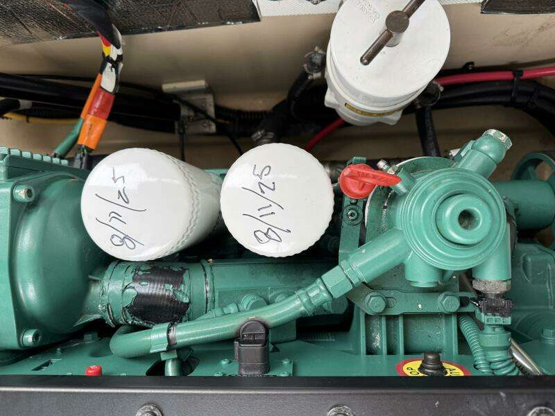 28ft Cutwater Yacht For Sale