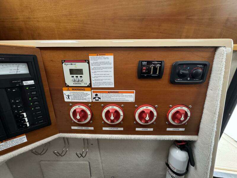 28ft Cutwater Yacht For Sale